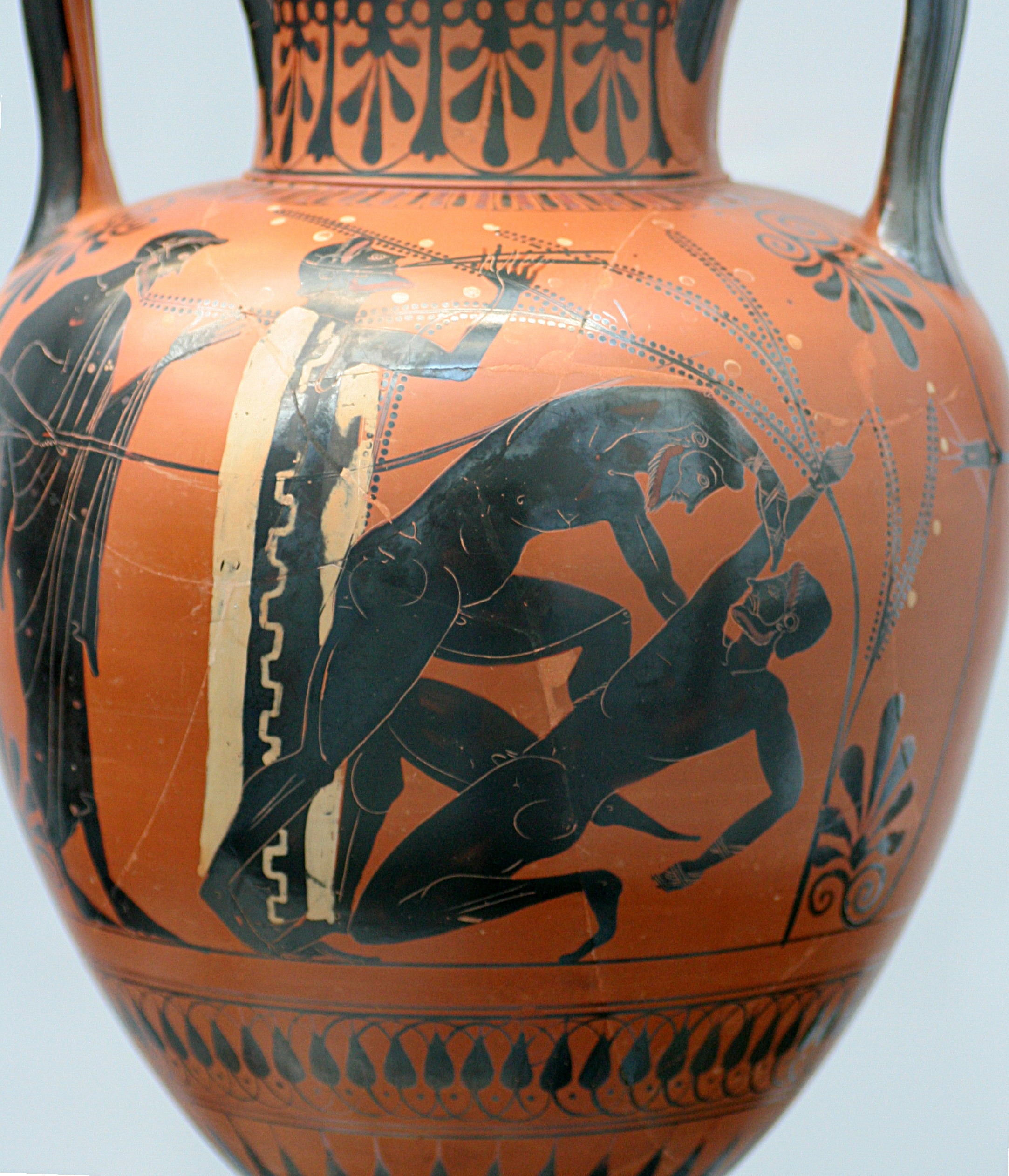 上图：主前500年的希腊双耳瓶，上面的图案是拳击赛。右边的选手举起右手食指表示认输。主前688年，希腊人开始把拳击项目加入古代奥林匹克运动会中。
