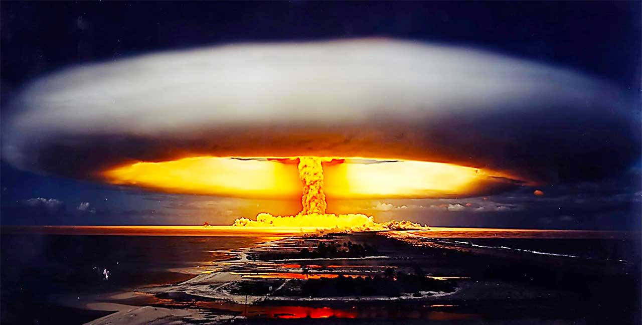 新地岛核弹坑卫星图片图片